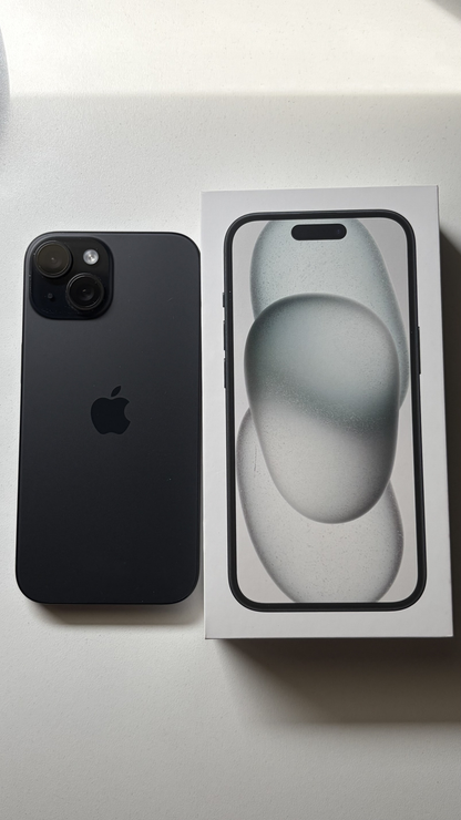 iPhone 15 Negro - 128GB - Semi Nuevo
