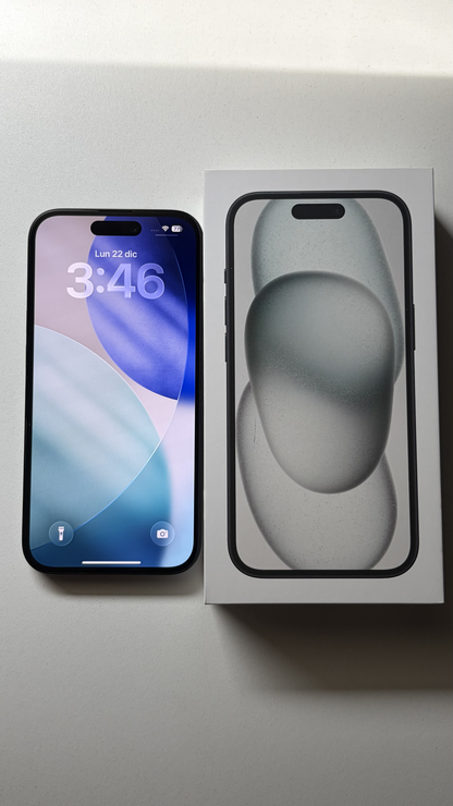 iPhone 15 Negro - 128GB - Semi Nuevo