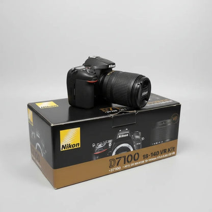 Cámara Nikon D7100 - 1500 Disparos