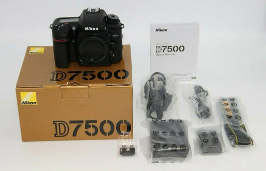 Nikon D7500 – 2340 Disparos