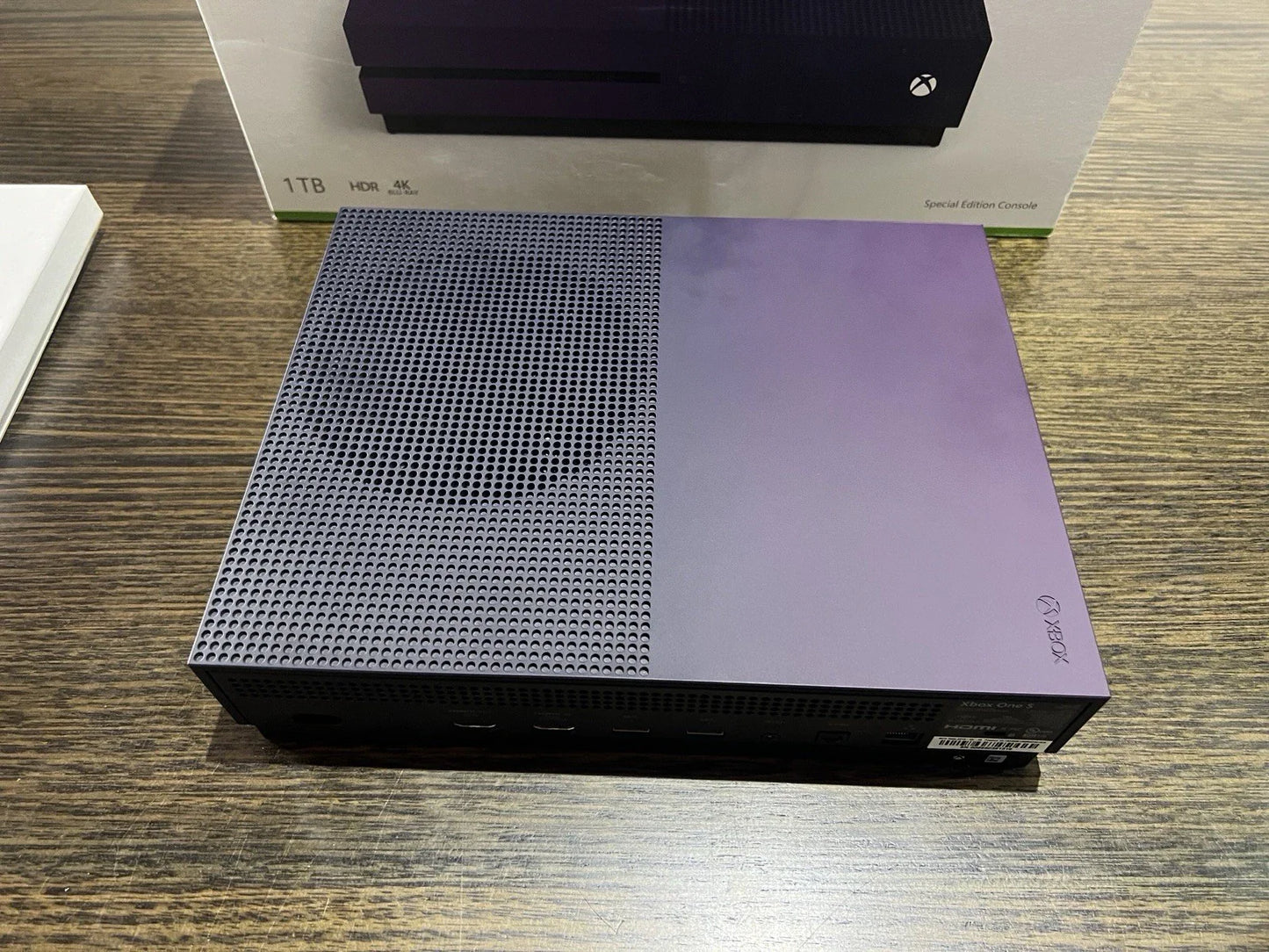 Microsoft Xbox One S 1TB – Special Edition